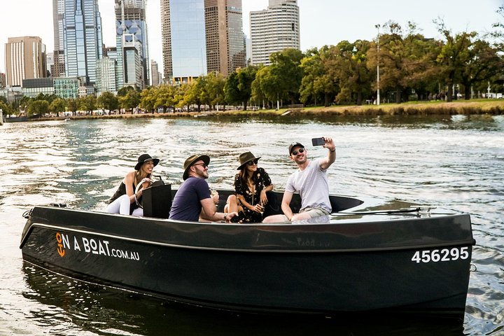 2-Hour Boat Rental In Melbourne - thumb 1