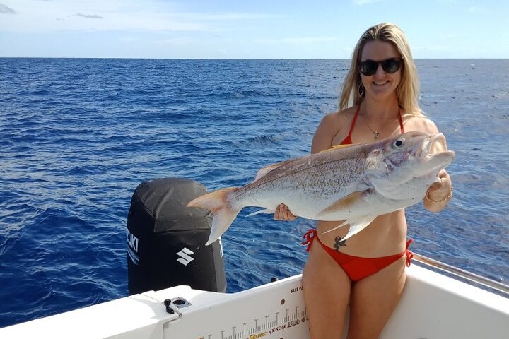1/2 Day 5 Hour Offshore Fishing Charter - Redcliffe Tourism