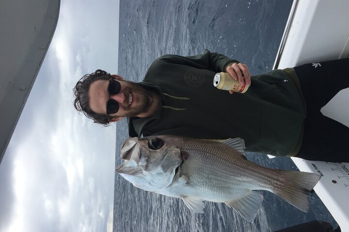 3/4 Day 7 Hour Offshore Fishing Charter - Accommodation Airlie Beach 2