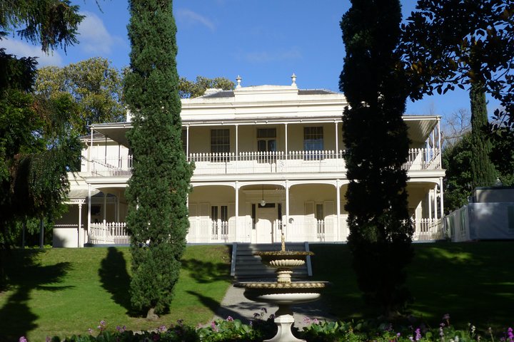 Melbourne City Tour Lifestyle of the Rich and Famous - Southport Accommodation