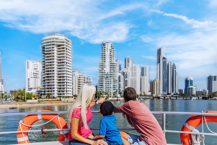Hop On Hop Off Day Pass  Hopo Gold Coast Ferry - Dalby Accommodation