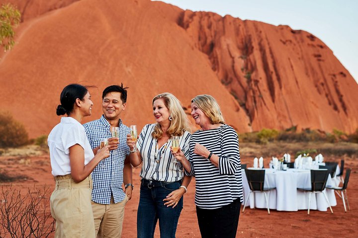Uluru (Ayers Rock) Sunset With Outback Barbecue Dinner And Star Tour - thumb 5