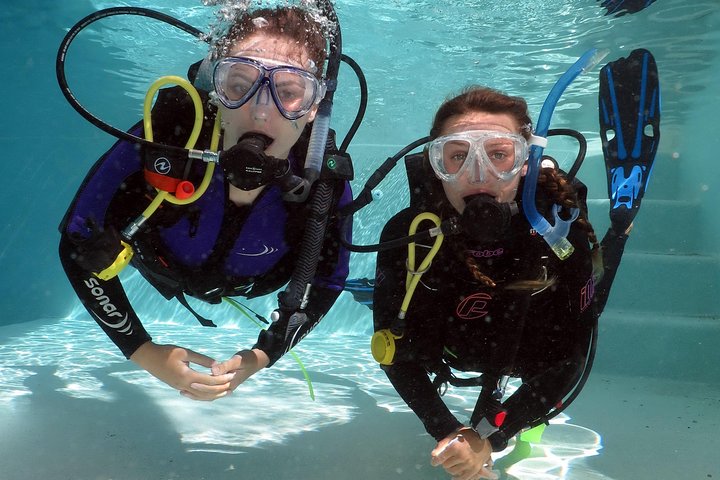 Quicksilver Dive 4 Day PADI Learn To Dive Course - thumb 2
