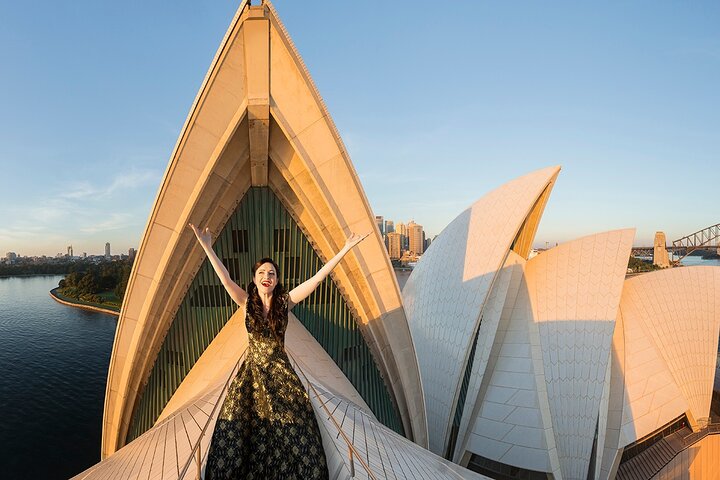 Opera Performance At The Sydney Opera House - thumb 2