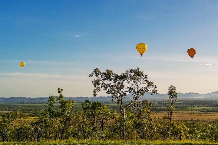 Hot Air Ballooning Tour From Cairns - QLD Tourism 3