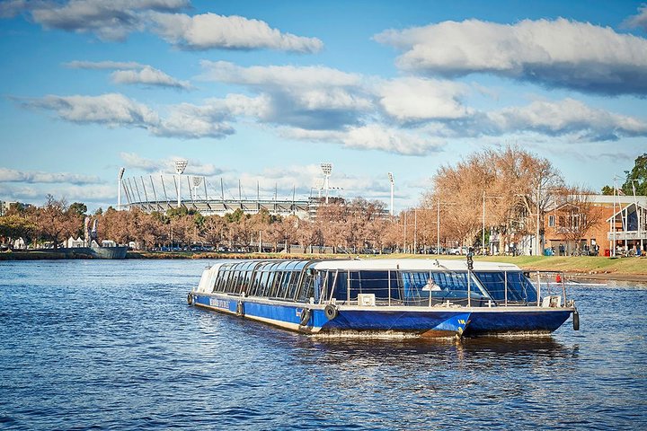 Summer Twilight Cruise on the Yarra River - Melbourne Tourism