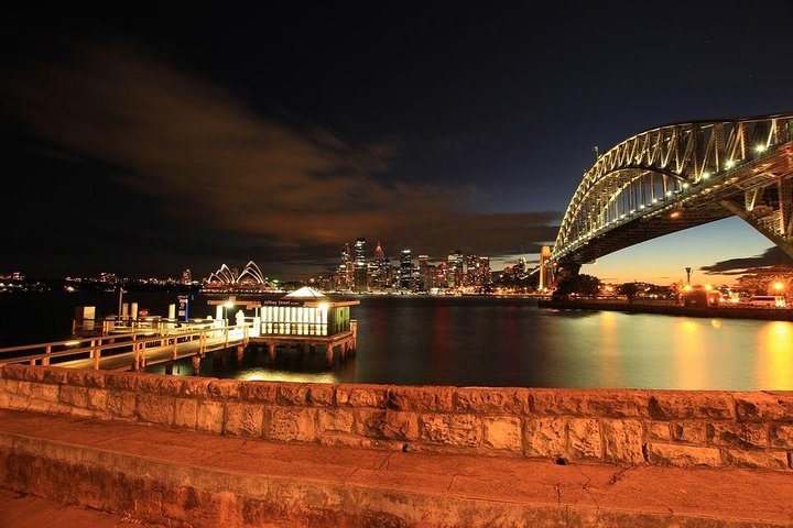 Sydney: Book A Local Host - Tweed Heads Accommodation 1