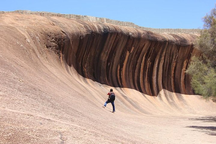 Wave Rock Half Day Air & Ground Tour - thumb 3