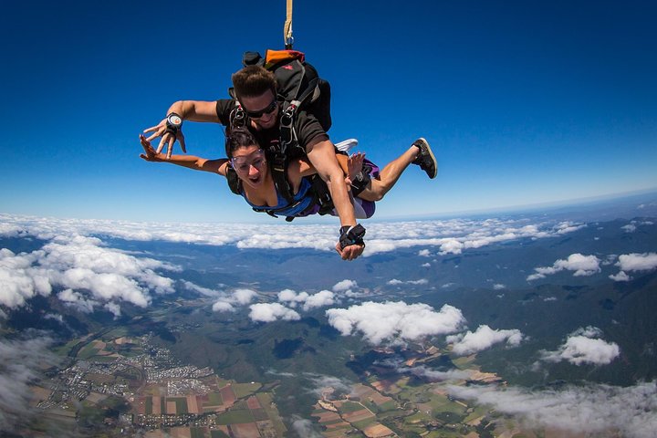 Reef And Rainforest Tandem Sky Dive In Cairns - Accommodation Rockhampton 3
