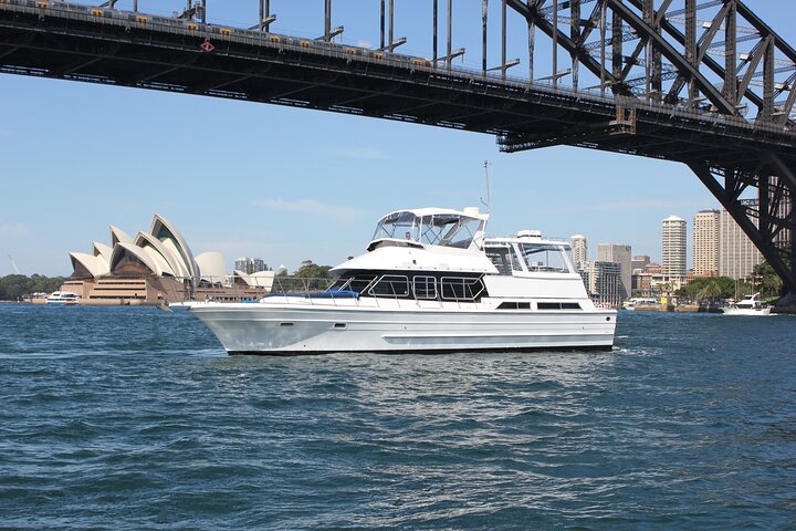Private Luxury Sydney Harbour Cruise - thumb 1
