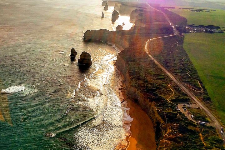 Full-Day Great Ocean Road and 12 Apostles Sunset Tour from Melbourne - Accommodation in Bendigo