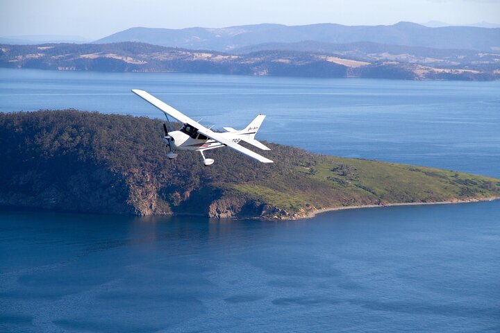 Hobart City Flight Including Mt Wellington And Derwent River - thumb 5