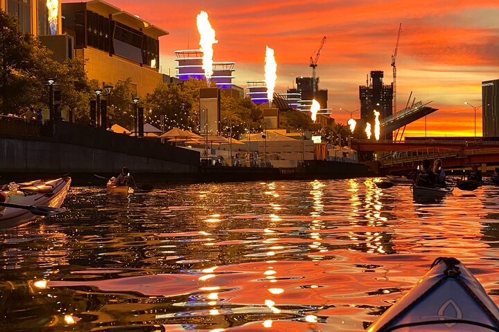 Melbourne Sunset Kayaking Experience With Dinner - thumb 4