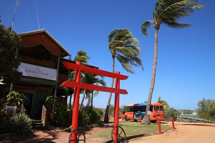 Half-Day Willie Creek Pearl Farm Tour With Helicopter Flight - Kalgoorlie Accommodation 1