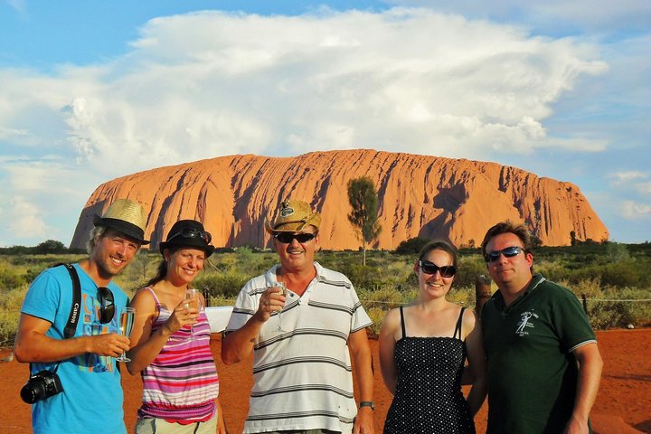 Ayers Rock Day Trip from Alice Springs Including Uluru Kata Tjuta and Sunset BBQ Dinner - Accommodation Australia