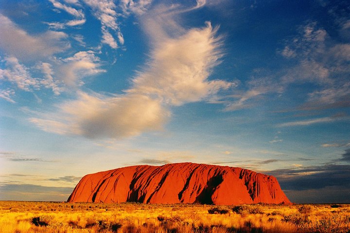 Ayers Rock Day Trip From Alice Springs Including Uluru, Kata Tjuta And Sunset BBQ Dinner - thumb 3