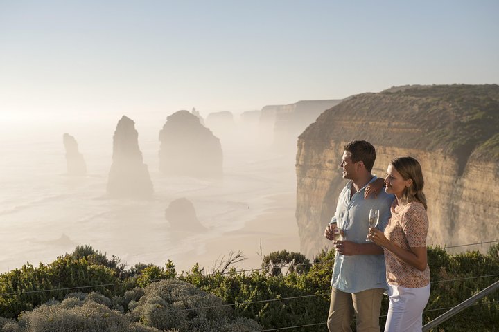 Melbourne to Adelaide South East Coast 3 Day Overland Tour - Southport Accommodation