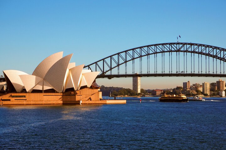 Quay People: Sydney Harbour Walking Tour With Coffee - Accommodation in Bendigo 0