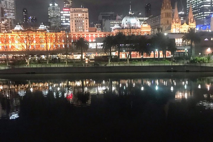 Melbourne By Night Especially Created If You Are Time Restricted . - thumb 1
