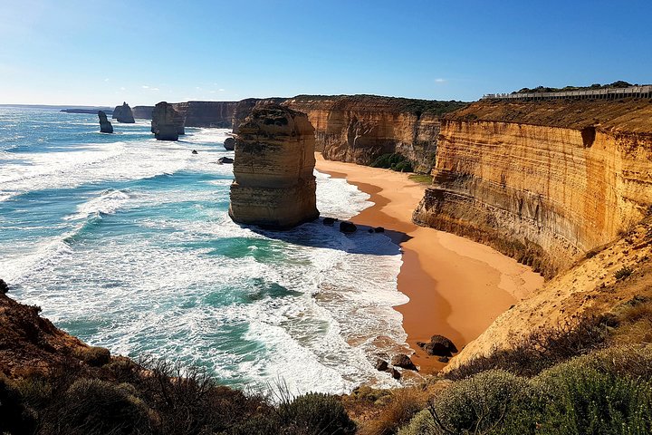 Helicopter Flight + Fine Dining Private Luxury Great Ocean Road Tour - thumb 4
