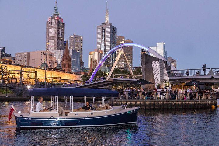 Luxury Private 90min Wine And Cheese Yarra River Cruise - Accommodation Melbourne 4