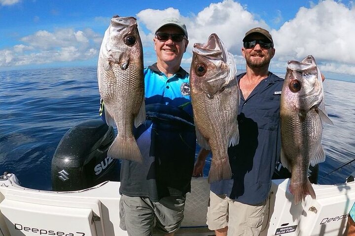 Full Day 9.5 Hour Offshore Fishing Charter - thumb 1