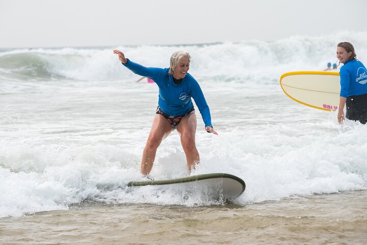Private Surf Lesson For Women In Byron Bay - thumb 1