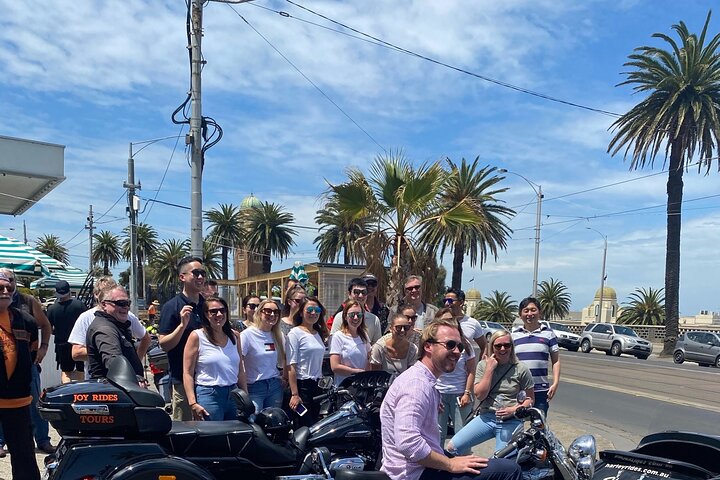 Private Tour Of Melbourne In A Harley Davidson Trike - thumb 3