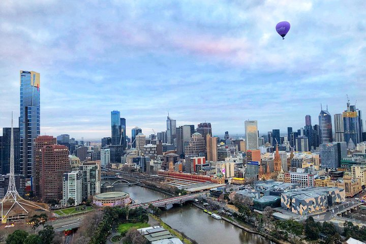 Melbourne Balloon Flight At Sunrise - thumb 2