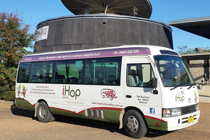 Central Pokolbin, Hunter Valley Hop-On And Hop-Off Bus - thumb 3