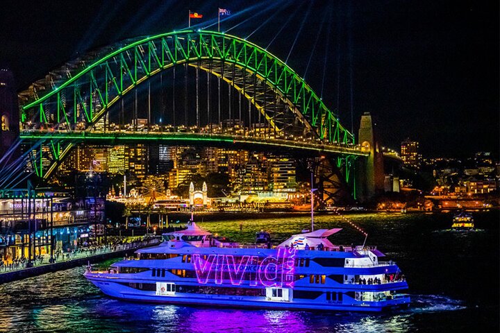 Walk the Lights A VIVID Festival Walking Tour - Northern Rivers Accommodation