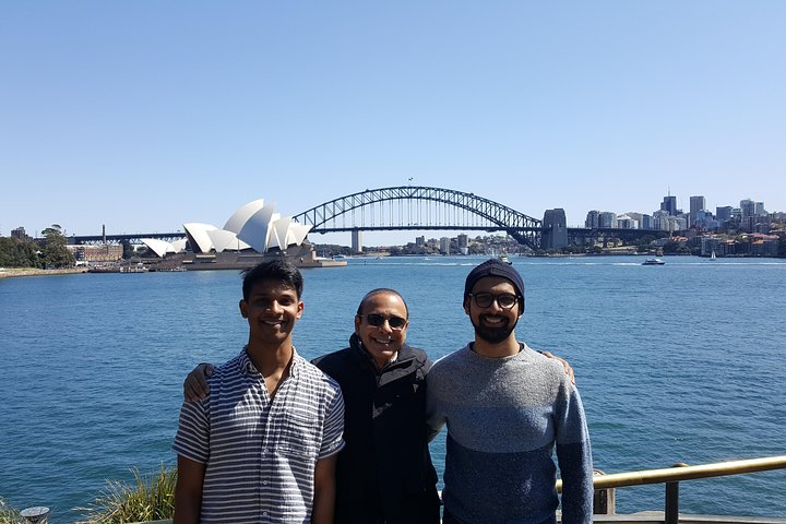 Sydney Private Day Tours | See Sydney In Style | 8 Hour Luxury Private Tour - thumb 2