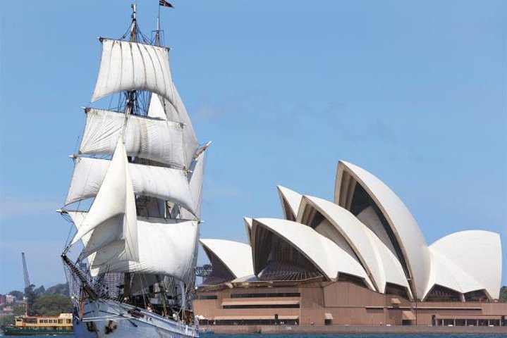Sydney Harbour Tall Ship Lunch Cruise - thumb 0