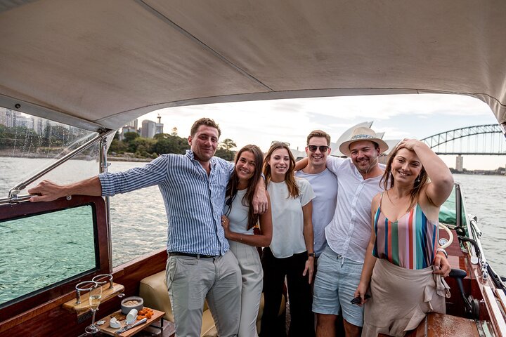 Private Luxury Cruise On Sydney Harbour For Up To Six Guests - thumb 3